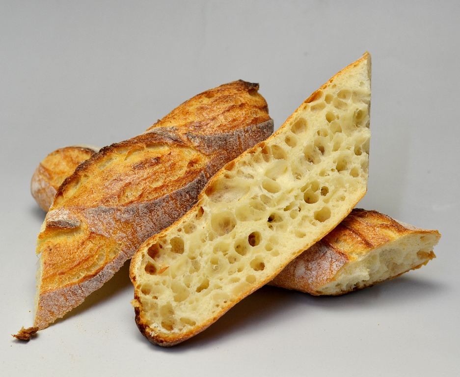 バゲットのパン画像